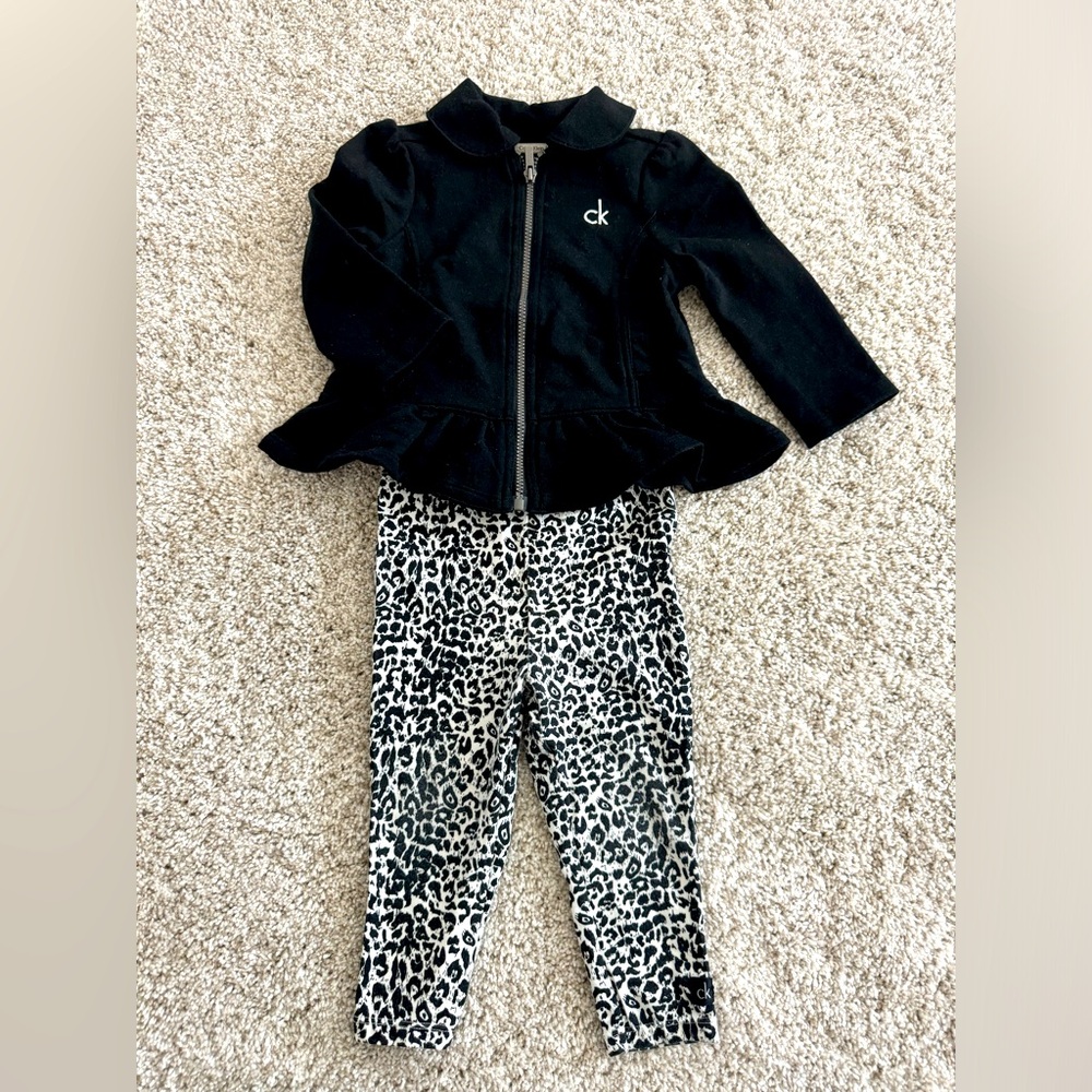 Girls Calvin Klein set. Size 12 months